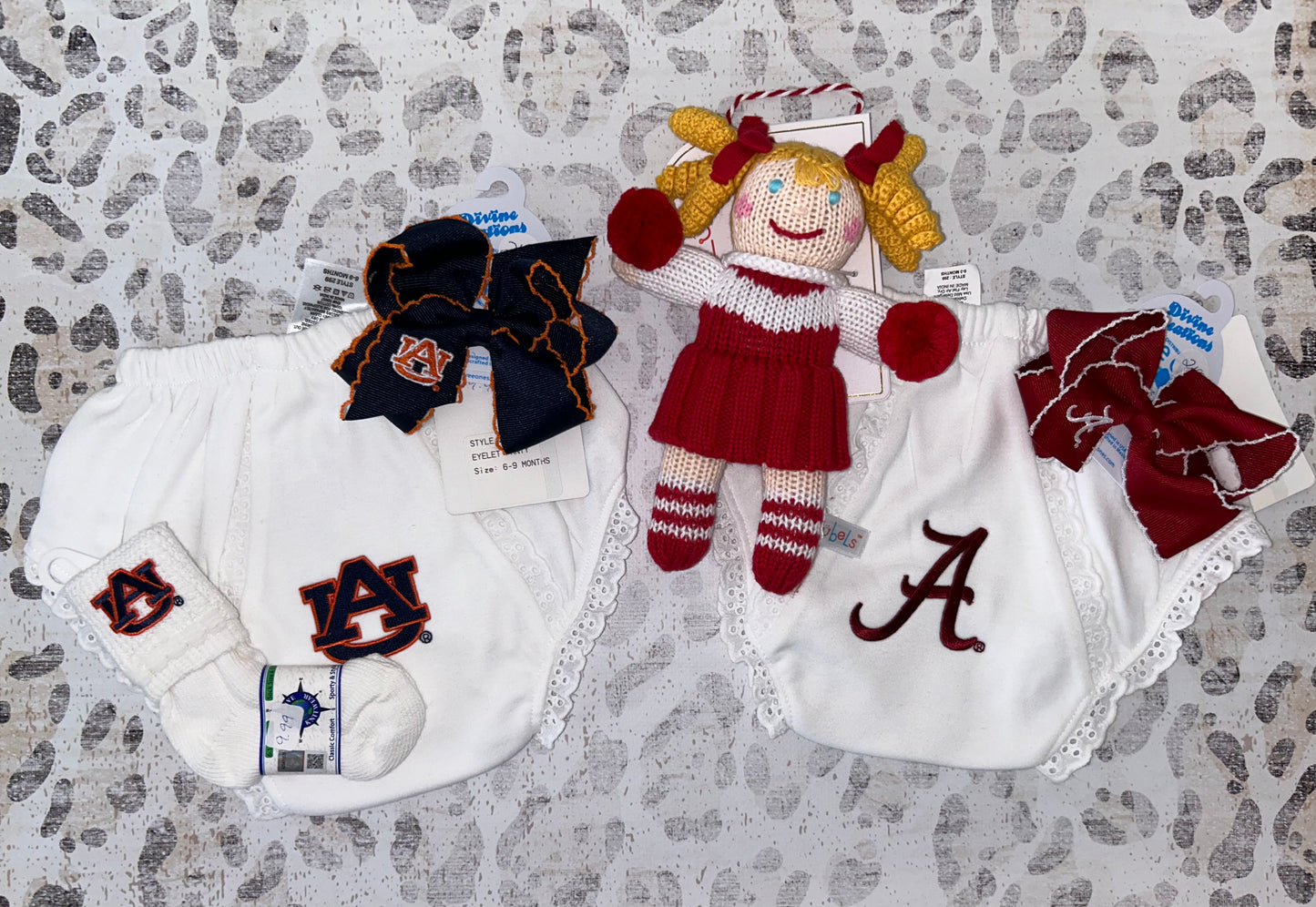 AL & AU items- Willow Kaye Graham