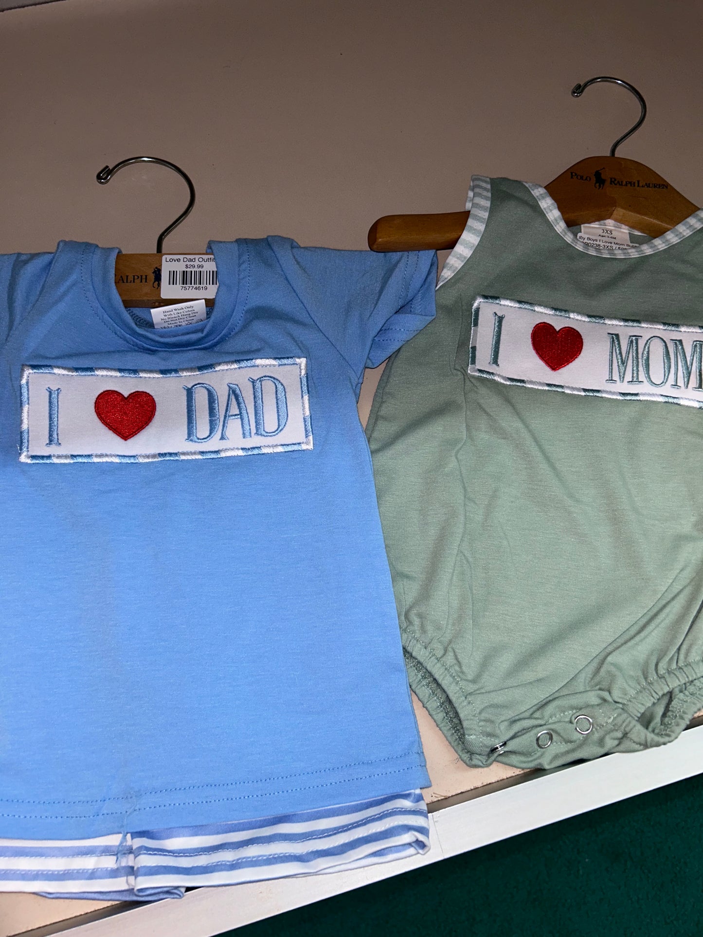 I love Mom & Dad outfits- Corkren