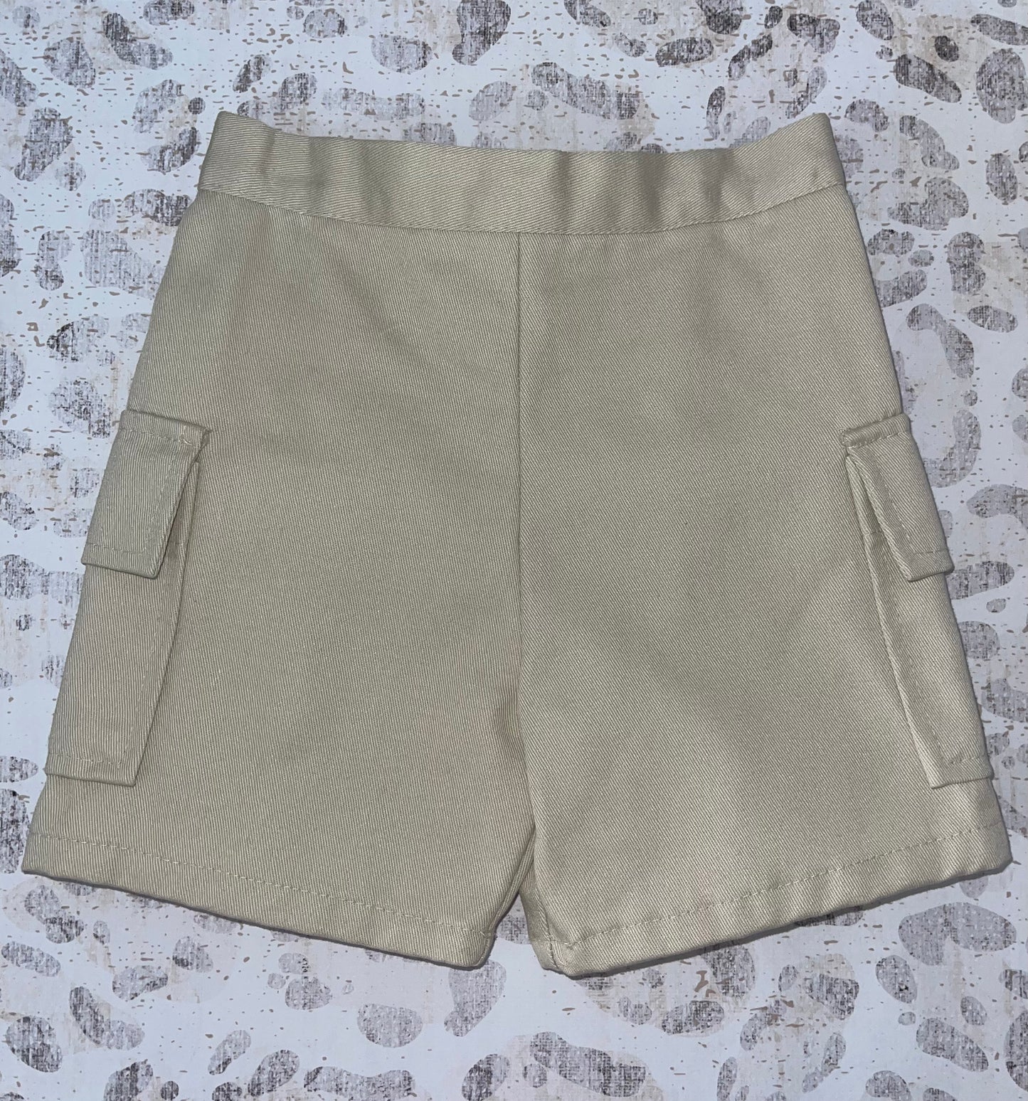 Mulberri Bush Khaki Cargo Shorts