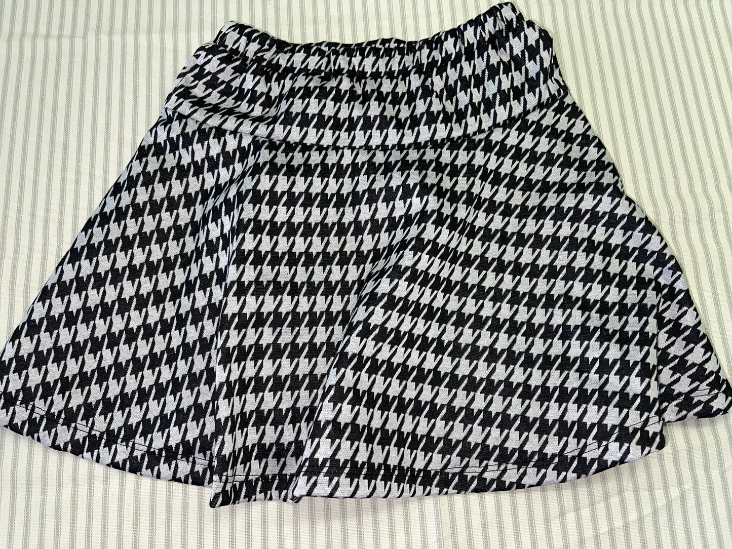 Area Code 407 Black & White Herringbone skirt