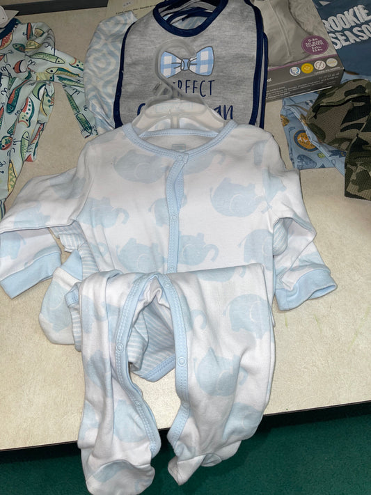 Light Blue Elephant print gift set